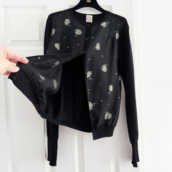 Antipast Floral Front Cardigan, size "2". Fits like a Small - Picture 2 of 8